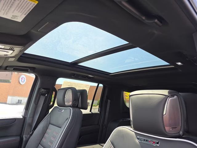 2026 Onyx Black GMC Yukon XL AT4 Ultimate 4X4 SUV