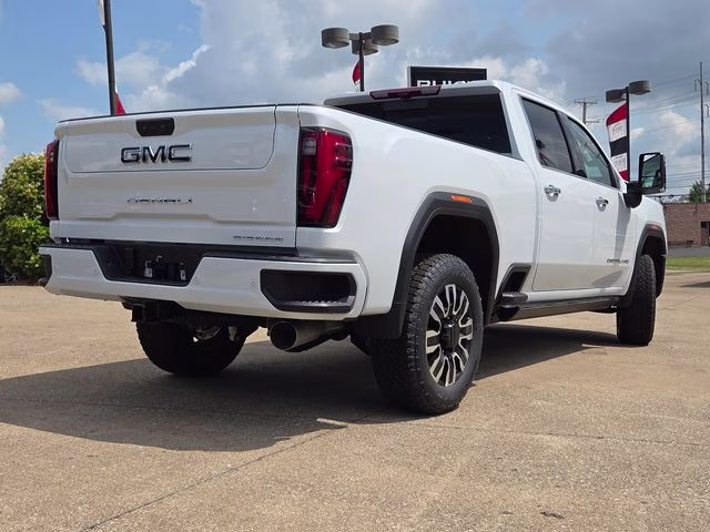 2026 Glacier White Tricoat GMC Sierra 2500HD Denali Ultimate 4X4 Truck