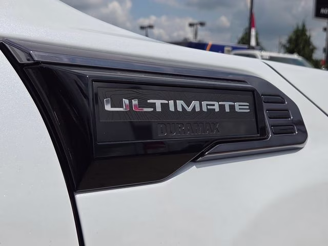 2026 Glacier White Tricoat GMC Sierra 2500HD Denali Ultimate 4X4 Truck