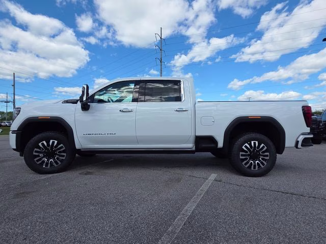 2026 Summit White GMC Sierra 2500HD Denali Ultimate 4X4 Truck