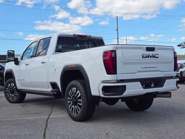 2026 Summit White GMC Sierra 2500HD Denali Ultimate 4X4 Truck