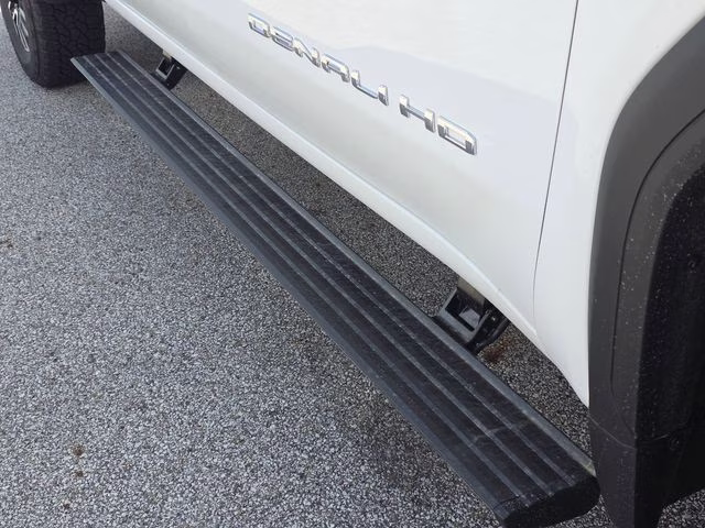 2026 Summit White GMC Sierra 2500HD Denali Ultimate 4X4 Truck