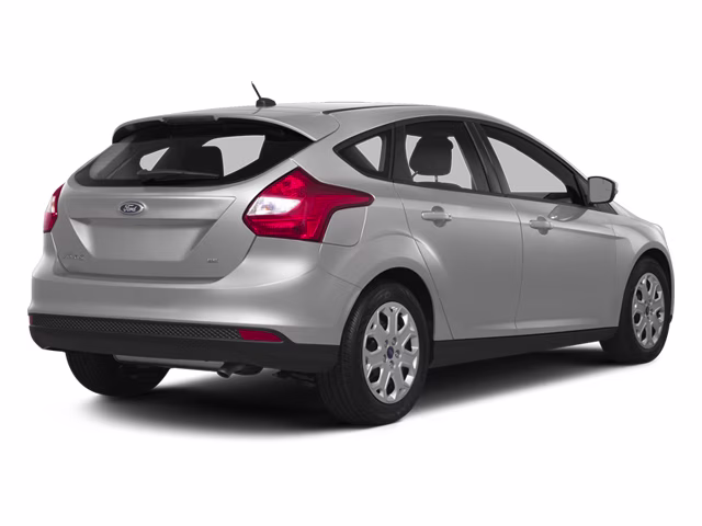 2014 Silver Ford Focus SE FWD Hatchback
