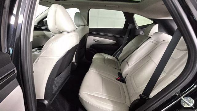 2022 Phantom Black Hyundai Tucson Limited AWD SUV