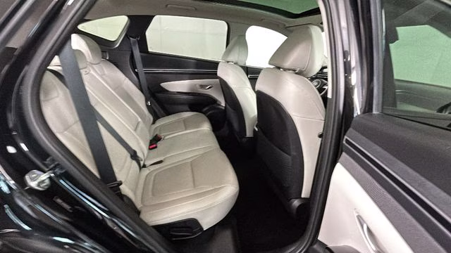 2022 Phantom Black Hyundai Tucson Limited AWD SUV