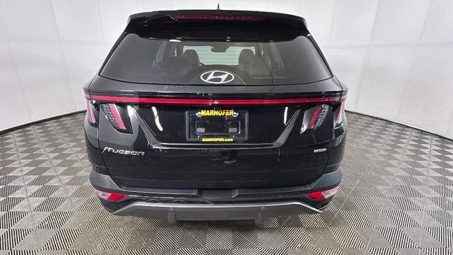 2022 Phantom Black Hyundai Tucson Limited AWD SUV