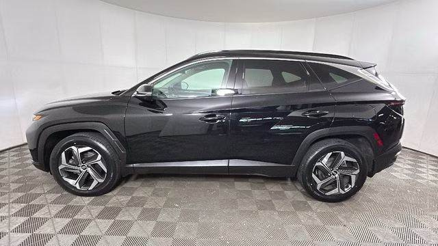 2022 Phantom Black Hyundai Tucson Limited AWD SUV