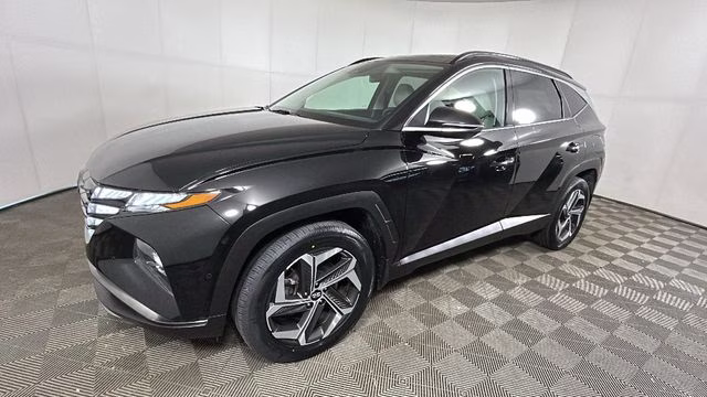 2022 Phantom Black Hyundai Tucson Limited AWD SUV