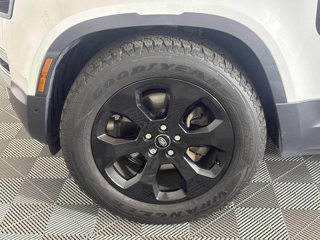 2022 Fuji White Land Rover Defender 110 Standard AWD SUV