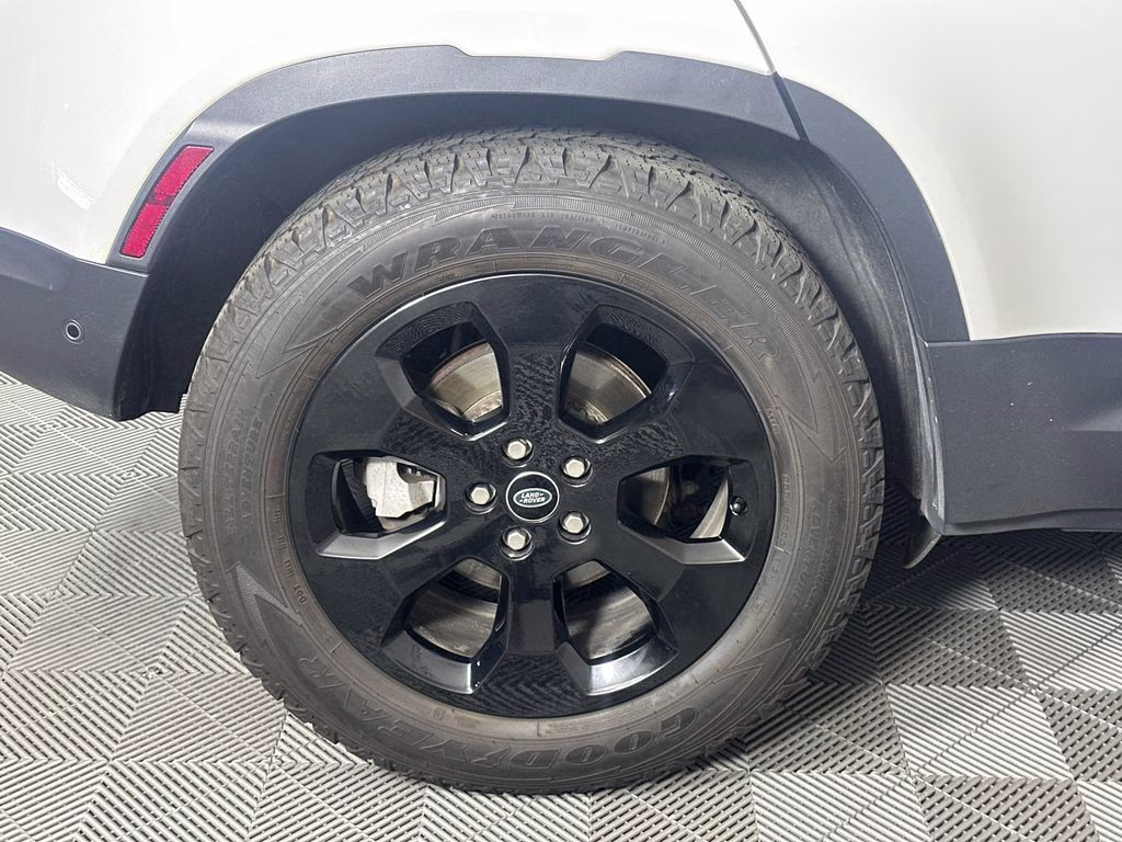 2022 Fuji White Land Rover Defender 110 Standard AWD SUV