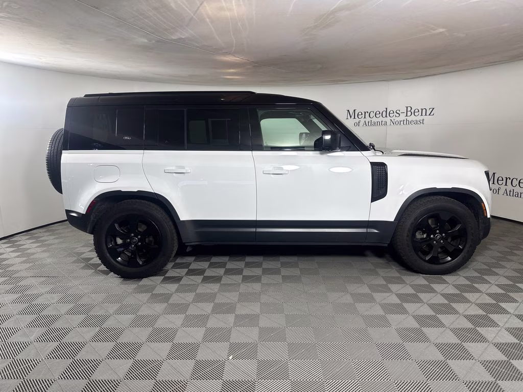 2022 Fuji White Land Rover Defender 110 Standard AWD SUV