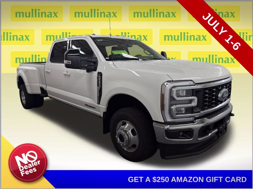 2026 STAR WHITE Ford Super Duty F-350 DRW Lariat 4X4 Truck