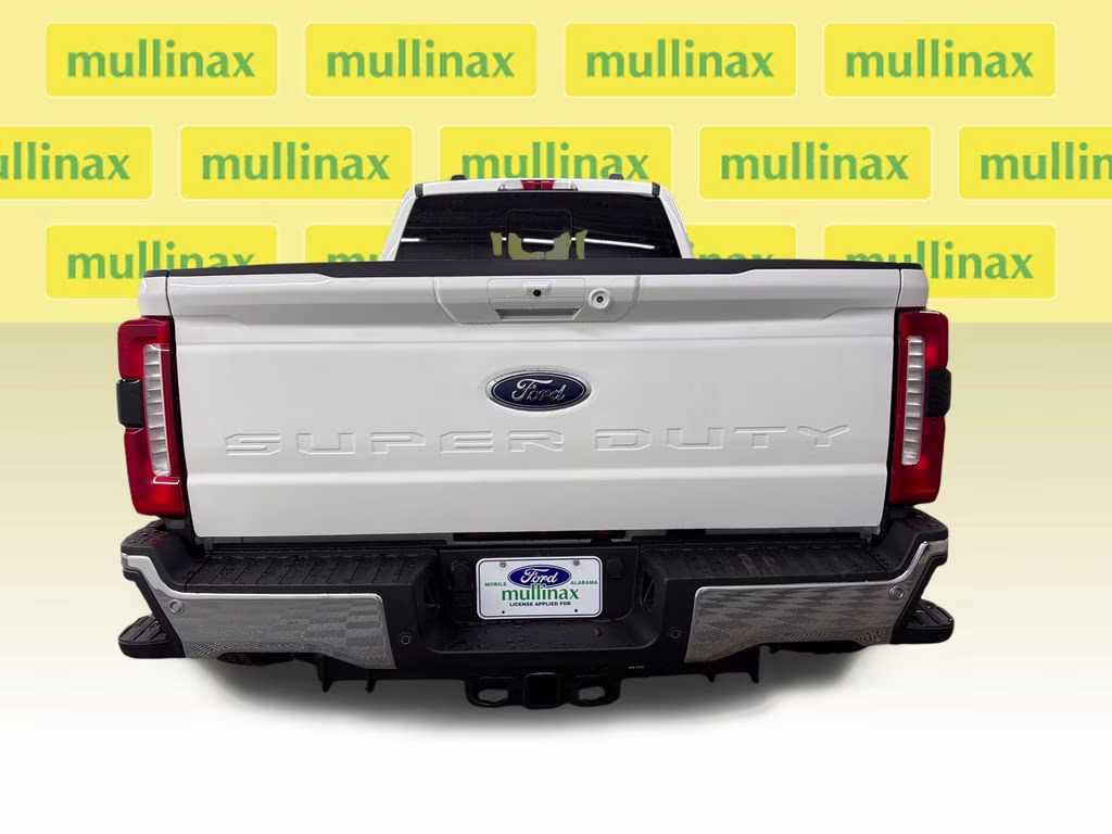 2026 STAR WHITE Ford Super Duty F-350 DRW Lariat 4X4 Truck