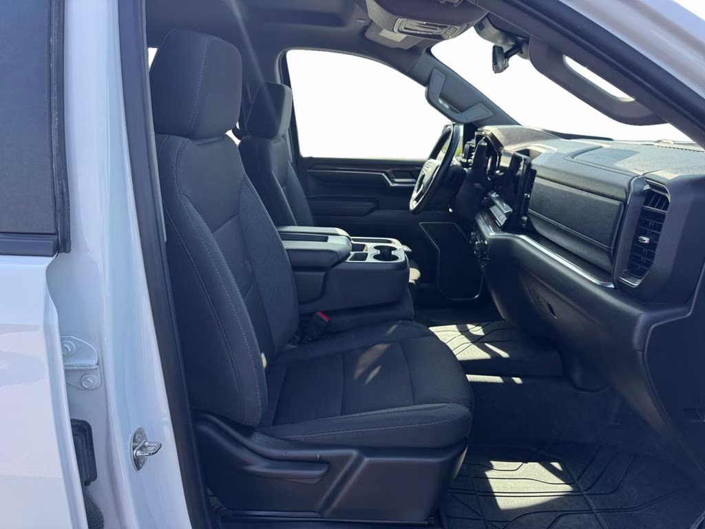 2023 Summit White Chevrolet Silverado 1500 LT 4X4 Truck