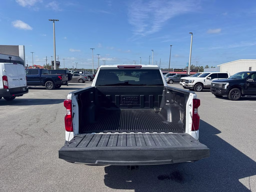 2023 Summit White Chevrolet Silverado 1500 LT 4X4 Truck
