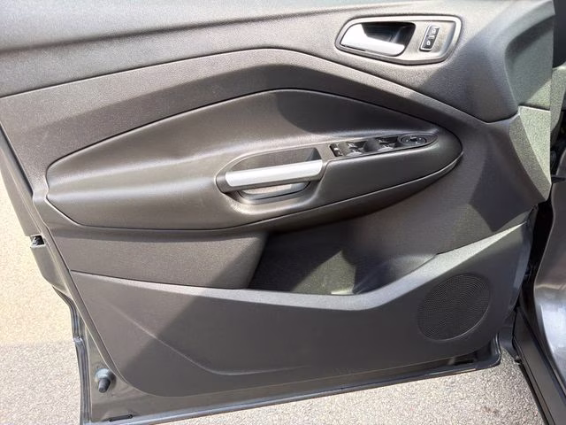 2013 Sterling Gray Metallic Ford Escape SE 4X4 SUV