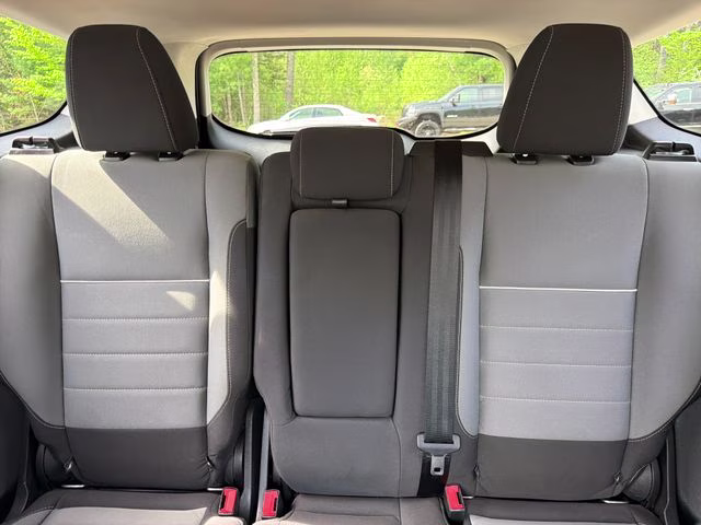 2013 Sterling Gray Metallic Ford Escape SE 4X4 SUV