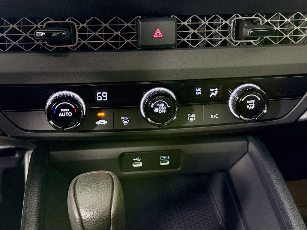 2025 Crystal Black Pearl Honda Accord LX FWD Sedan