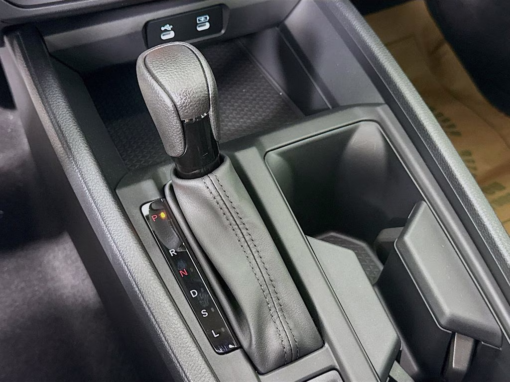 2025 Crystal Black Pearl Honda Accord LX FWD Sedan