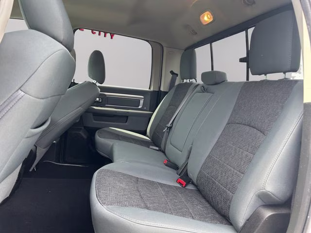 2019 Bright White Clearcoat Ram 1500 SLT 4X4 Truck