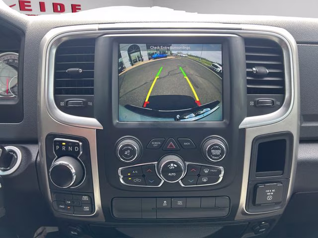 2019 Bright White Clearcoat Ram 1500 SLT 4X4 Truck