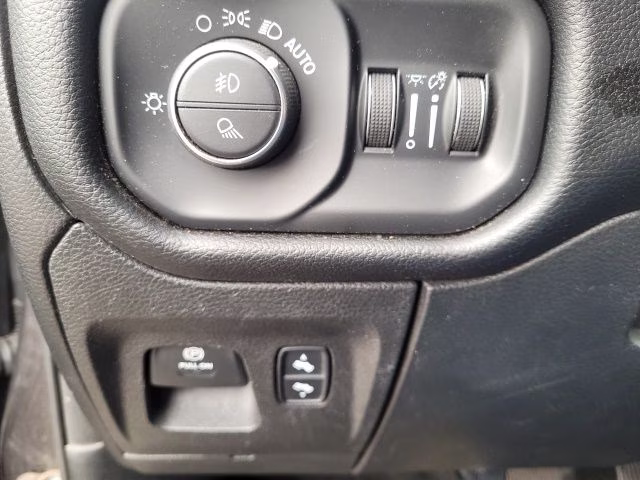 2019 Granite Crystal Metallic Clearcoat Ram 1500 Big Horn 4X4 Truck