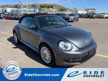 2015 Platinum Gray Metallic/Black Roof Volkswagen Beetle 1.8T FWD Convertible