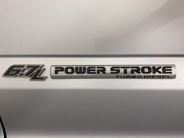 2018 Ingot Silver Metallic Ford Super Duty F-350 SRW XLT 4X4 Truck