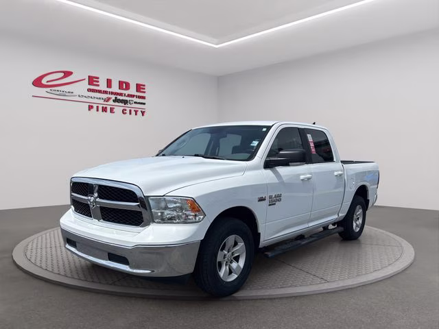 2019 Bright White Clearcoat Ram 1500 SLT 4X4 Truck