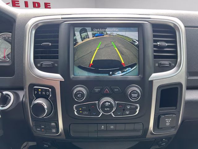 2019 Bright White Clearcoat Ram 1500 SLT 4X4 Truck