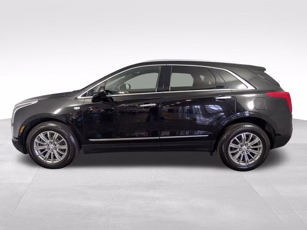 2019 Stellar Black Metallic Cadillac XT5 Luxury AWD SUV