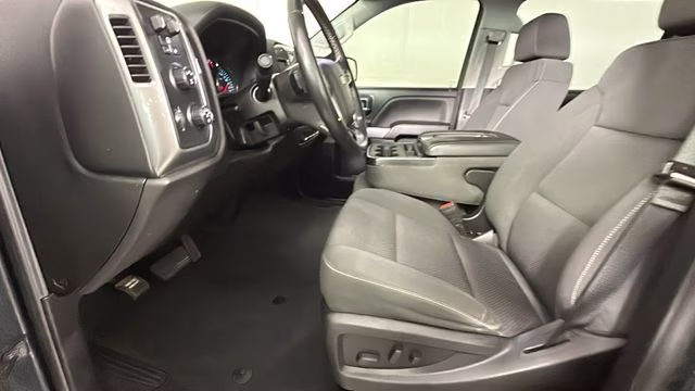 2019 Graphite Metallic Chevrolet Silverado 2500HD LT 4X4 Truck