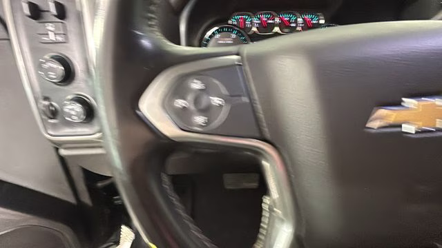 2019 Graphite Metallic Chevrolet Silverado 2500HD LT 4X4 Truck