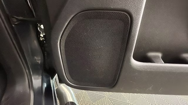 2019 Graphite Metallic Chevrolet Silverado 2500HD LT 4X4 Truck