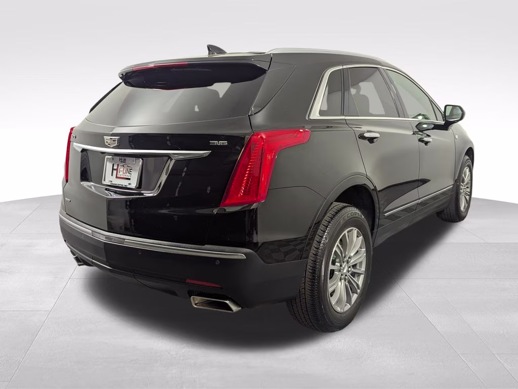 2019 Stellar Black Metallic Cadillac XT5 Luxury AWD SUV