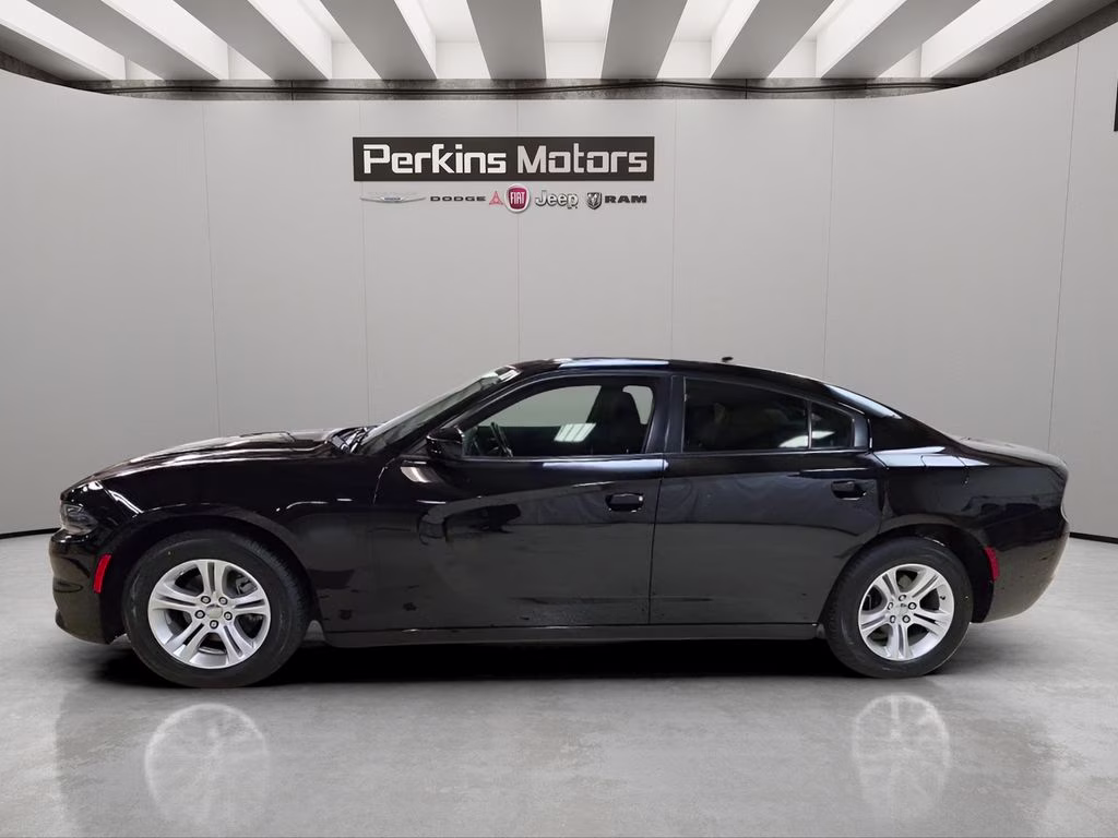 2023 Pitch Black Clearcoat Dodge Charger SXT RWD Sedan