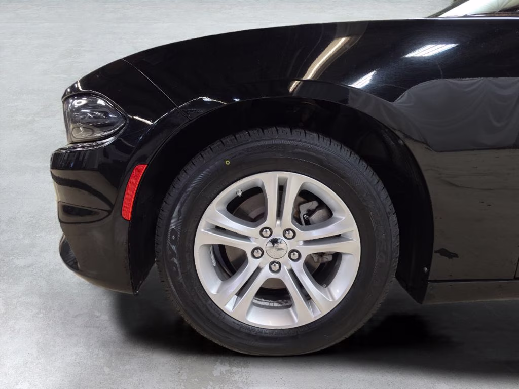 2023 Pitch Black Clearcoat Dodge Charger SXT RWD Sedan