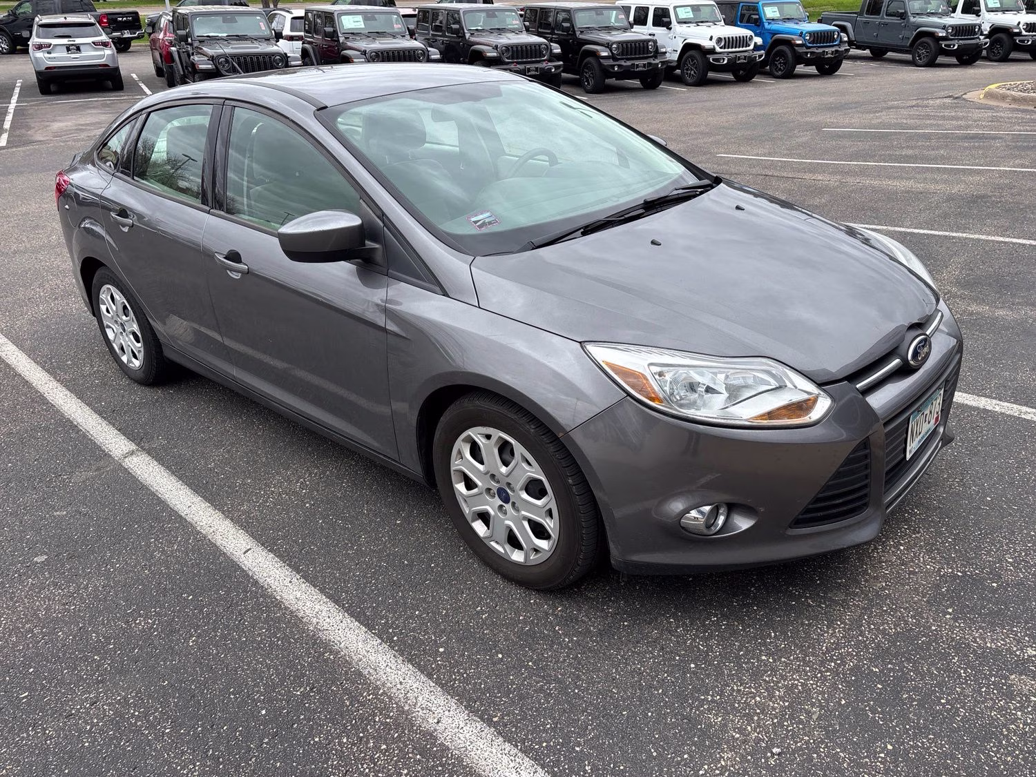 2012 Ford Focus Sedan SE's photo