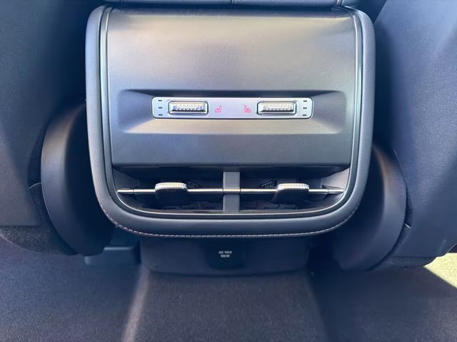 2026 White Platinum Clearcoat Metallic Lincoln Nautilus Reserve AWD SUV