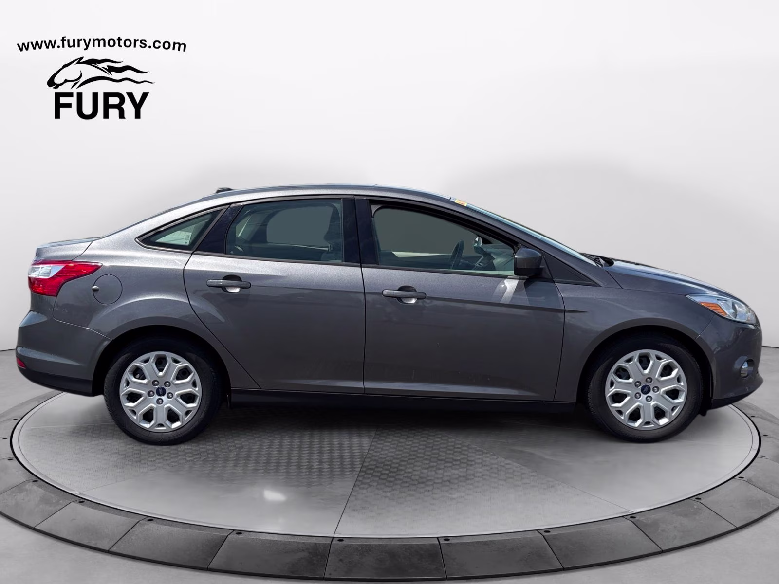 2012 Sterling Gray Metallic Ford Focus SE FWD Sedan