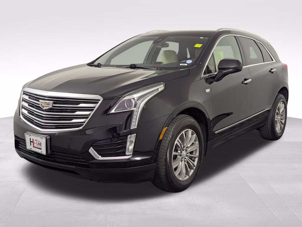 2019 Stellar Black Metallic Cadillac XT5 Luxury AWD SUV