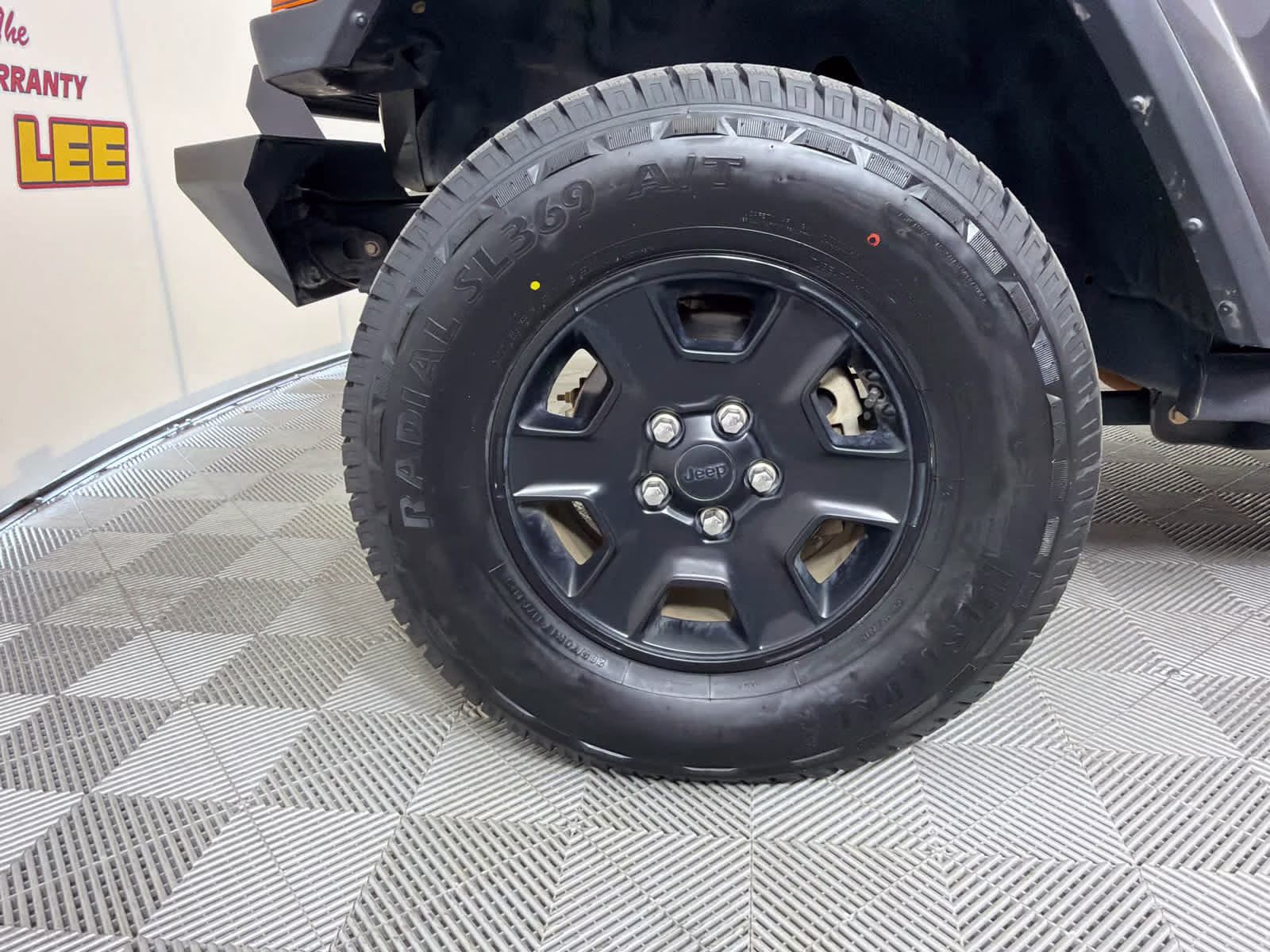 2021 Granite Crystal Metallic Clearcoat Jeep Gladiator Overland 4X4 Truck