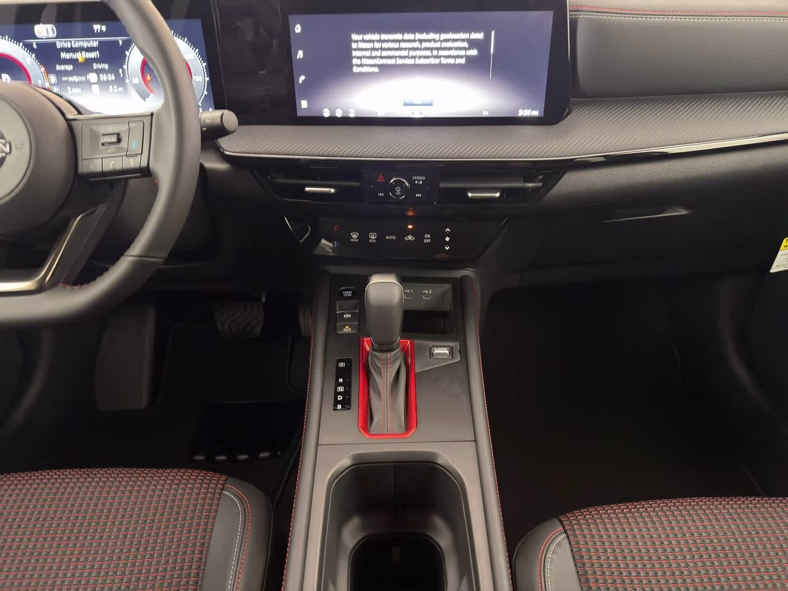 2026 Aspen White Tricoat Nissan Kicks SR FWD SUV