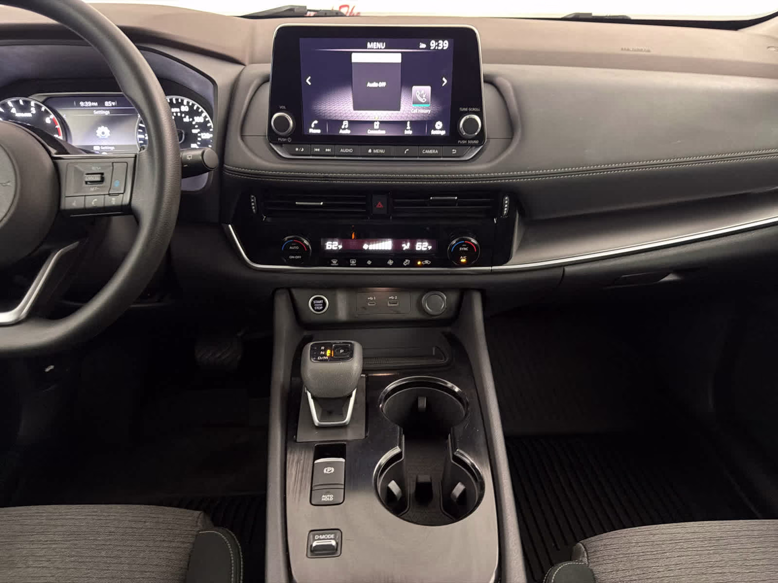 2022 Gun Metallic Nissan Rogue SV FWD SUV