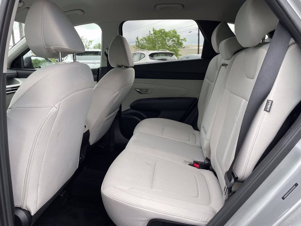 2025 Shimmering Silver Hyundai Tucson SEL FWD SUV