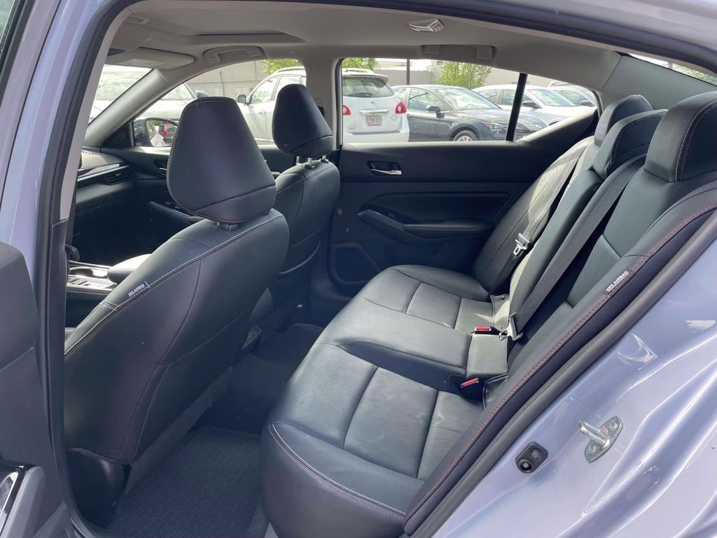 2024 Gray Sky Pearl Nissan Altima 2.5 SR AWD Sedan