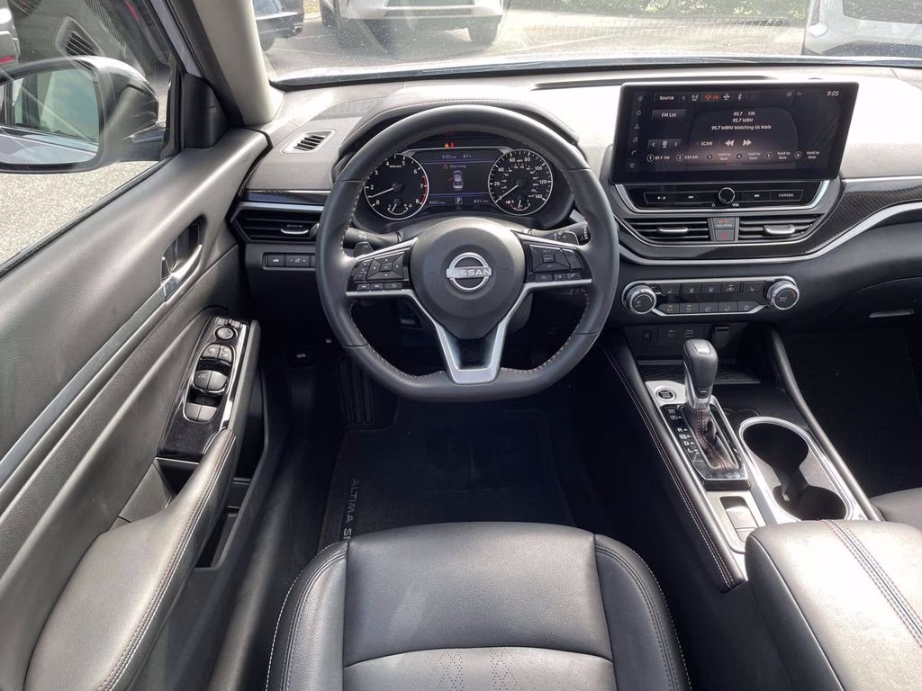 2024 Gray Sky Pearl Nissan Altima 2.5 SR AWD Sedan