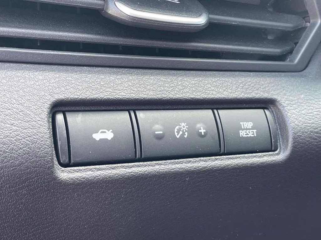 2024 Gray Sky Pearl Nissan Altima 2.5 SR AWD Sedan