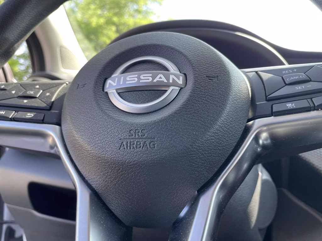 2023 Aspen White/Super Black Nissan Kicks SV FWD SUV