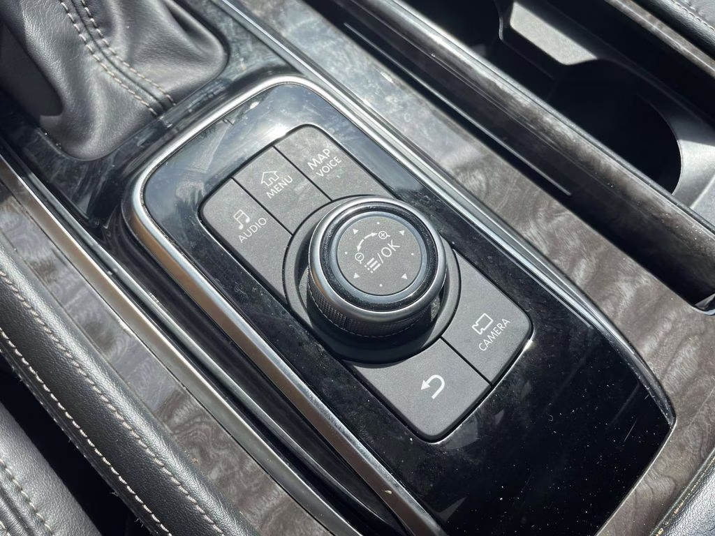 2023 Gun Metallic Nissan Armada Platinum 4X4 SUV